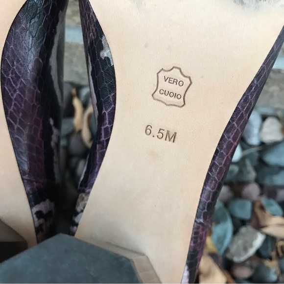 🍄 Donald J.Pliner Laila Snakeskin Print Booties - Picture 6 of 12